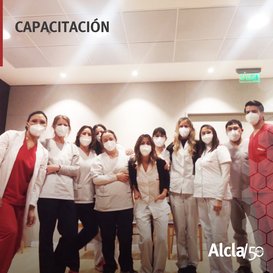 ClinicaAlcla's tweet photo. En Alcla, capacitamos a nuestros equipos en normativas de aislamiento de pacientes.

#RehabilitaciónIntegral #50añosDeExcelenciaMédica #Alcla #Capacitación #AislamientoDePacientes https://t.co/43Yck0fOXZ