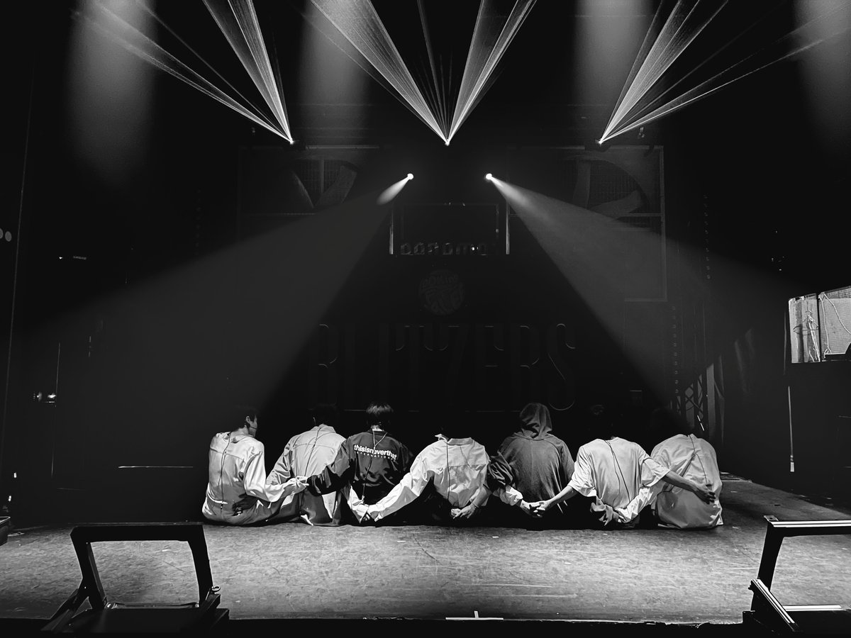 WUZO_BLITZERS's tweet photo. [📷]
BLITZERS 2022 EUROPE TOUR Looking For BLEE in Amsterdam

#블리처스 #BLITZERS #LookingForBLEE_in_Amsterdam https://t.co/Lu2EiKRCuv