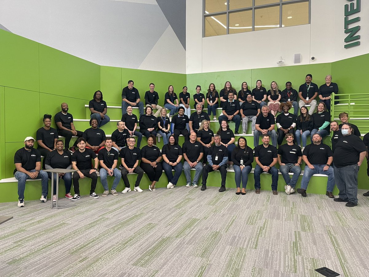Soc_StudiesTX's tweet photo. Now introducing the #cfbsourceforce - shoutouts to these amazing educators on building their students historical thinking skills with sourcing! @CFBISD @region10ss https://t.co/CPCI07BjOW