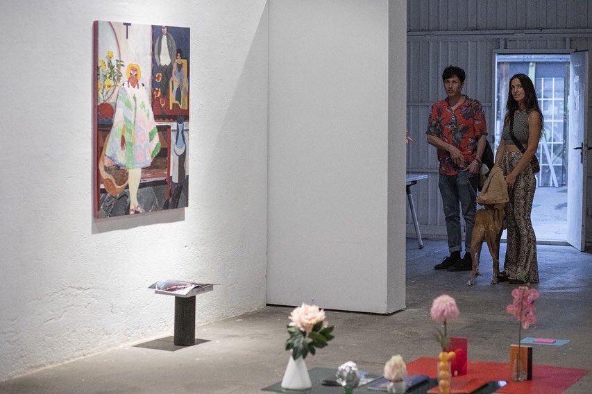 esproncedabcn's tweet photo. Now open! ✨ MARABUNTA, de Andrés Waissman  y Fábula Elegante, de Santiago Paredes.

‼️Exposición: del 6 al 15 de Octubre 2022
Horario: 16:00h - 20:00h

Dirección artística de @savinatarsitano / Comisaria Maribel Navarro Cortés 
📸 @Schietti 

@SwabArtFair  #swabartfair https://t.co/P7nY3xtqqa