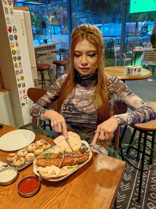 OMG Georgian🇬🇪 food is AMAZING! Now my favorite non-Asian food in Shenzhen; you definitely have to try