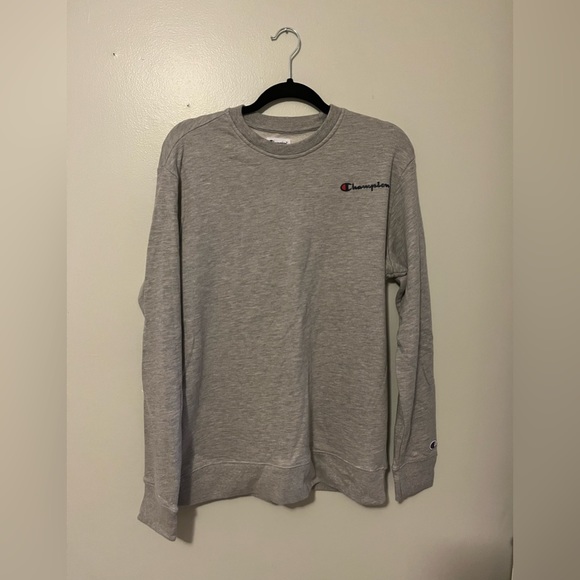 JCBEnterprizes's tweet photo. So good I had to share! Check out all the items I'm loving on @Poshmarkapp from @AudreyKram #poshmark #fashion #style #shopmycloset #aloyoga #carson #champion: https://t.co/x8kyyOg5g3 https://t.co/2x4DxMHHdT