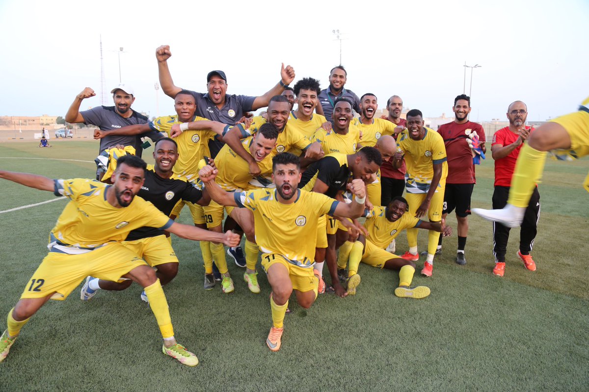 Touik_club's tweet photo. 📸|
+3 
فايزين ومبسوطين 🤩'

#نادي_طويق https://t.co/BQs2ZaIPtJ