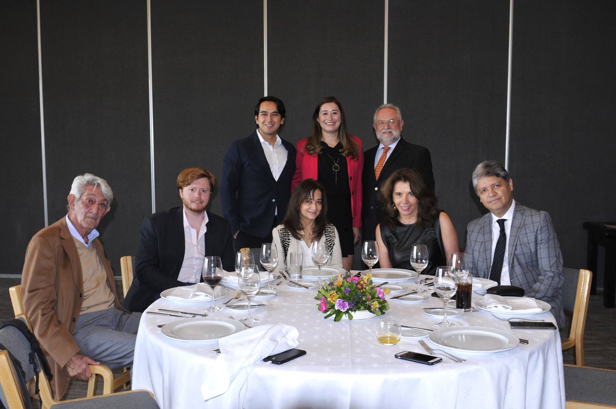 El pasado miércoles se realizó nuestra comida mensual, donde tuvimos la oportunidad de contar con la presencia de <a href="/C_Humphrey_J/">Carla Humphrey</a> como invitada de honor, quien con su ponencia nos amplió el panorama del <a href="/INEMexico/">@INEMexico</a> y los retos hacia el 2024.