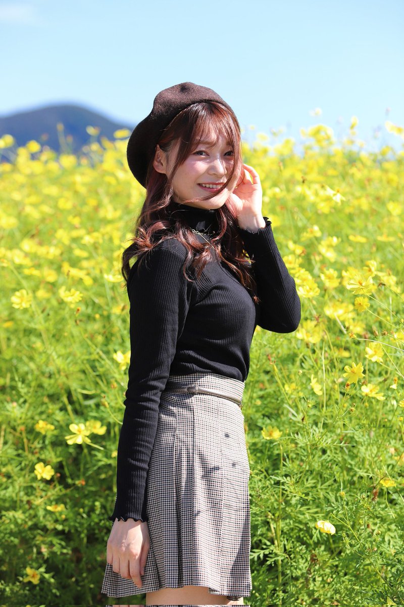 d_yama354's tweet photo. 2022.10.1 #フェスタソーレ撮影会 (#みちのく杜の湖畔公園)1部
model:曽根彩香 さん @sonechan925
#掲載許可済
#MocModelAgency
#曽根彩香
#宮城開催
#写真
#photography
#ポートレート
#ポトレ
#コスモス
#SUGO #菅生
#SUGOレースクイーン
#写真が好きな人と繋がりたい
#ファインダー越しの私の世界 https://t.co/d2gfDAChnf