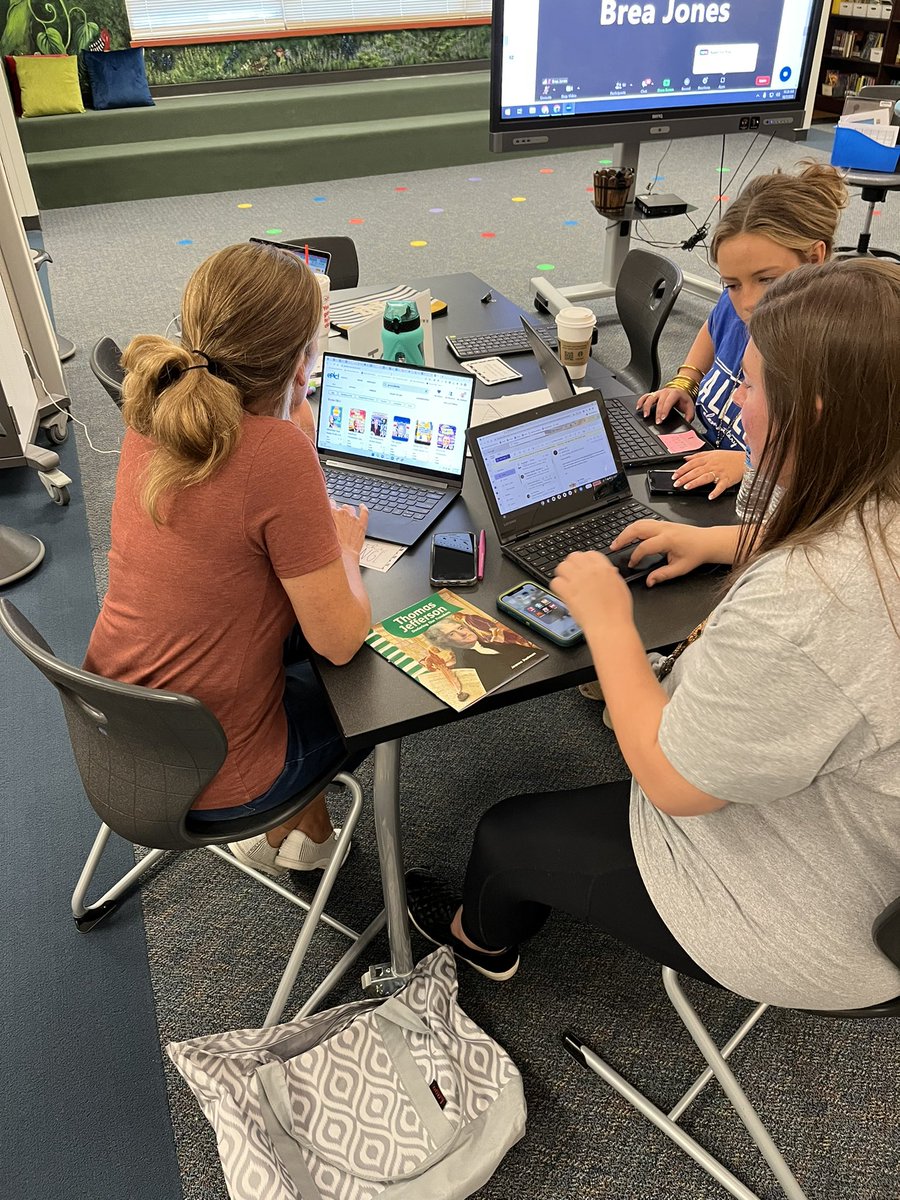 juliewricketts's tweet photo. K-2 teams are planning engaging interactive read alouds that cover essential skills in science and social studies. @allenelem #OurAllenLegacy @ci_elem #FISDmadetoshine #FISDlearns #FISDparttowholechats #FISDliteracy https://t.co/ypoMxyqtrZ