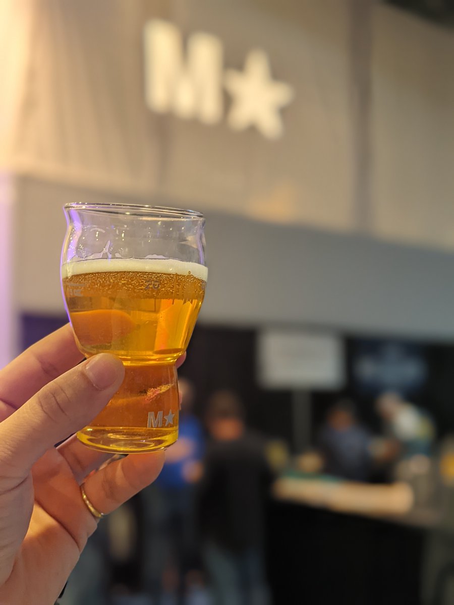 MicroStarKegs's tweet photo. Cheers @BrewersAssoc, for providing a stage to showcase the possibilities of pairing #craftbeer and food. Top restaurants increasingly know that to meet their economic and environmental goals, fresh beer (especially #draft) delivers! 👍🍻 https://t.co/MFZL24wNUZ