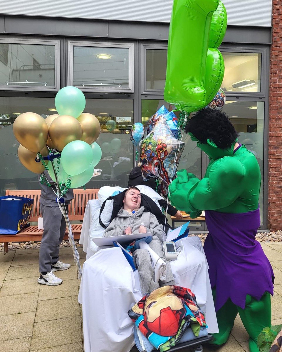 OurHospCharity's tweet photo. 1/ Happy 18th birthday to Owen! 🥳🎈

When we heard he would be spending his special birthday in hospital, we wanted to make sure he had a day to remember! 

Owen is a huge @Marvel fan, so we invited his favourite character along as a surprise. Our Critical Care garden was filled https://t.co/LxyM2miE65