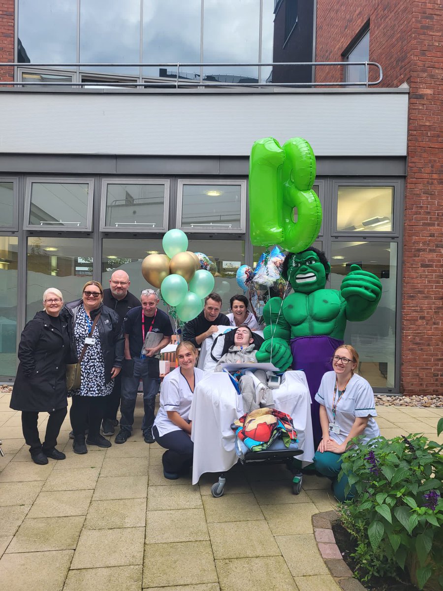 OurHospCharity's tweet photo. 1/ Happy 18th birthday to Owen! 🥳🎈

When we heard he would be spending his special birthday in hospital, we wanted to make sure he had a day to remember! 

Owen is a huge @Marvel fan, so we invited his favourite character along as a surprise. Our Critical Care garden was filled https://t.co/LxyM2miE65