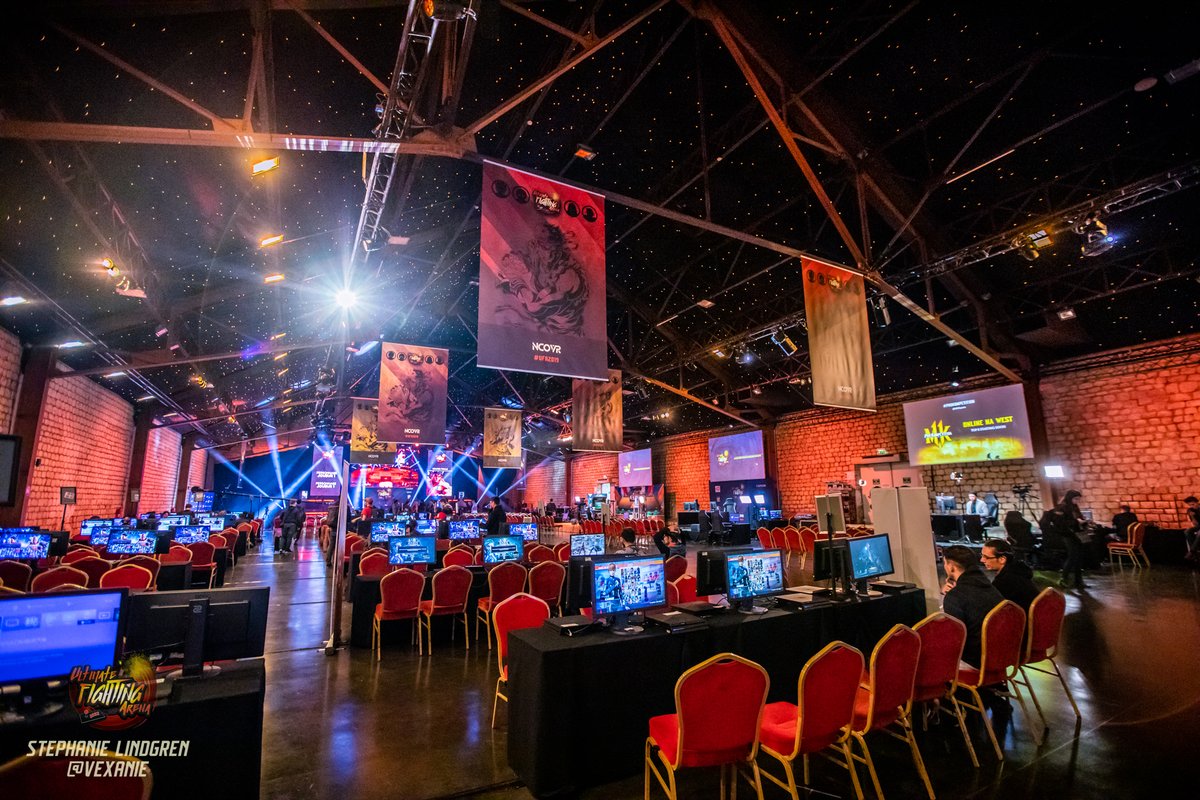 CloudArmy_'s tweet photo. We just hit the 400 entrants milestone🤩

So here is a big news : we have a bigger venue compared to 2019 !

How many setups, players, spectators will we fit in ?👀

8 days before the normal bird end ‼️

Register Now : https://t.co/cjGdLX44vJ

Only 104 spots remain !

#UFA2022 https://t.co/rUob6TPkCS