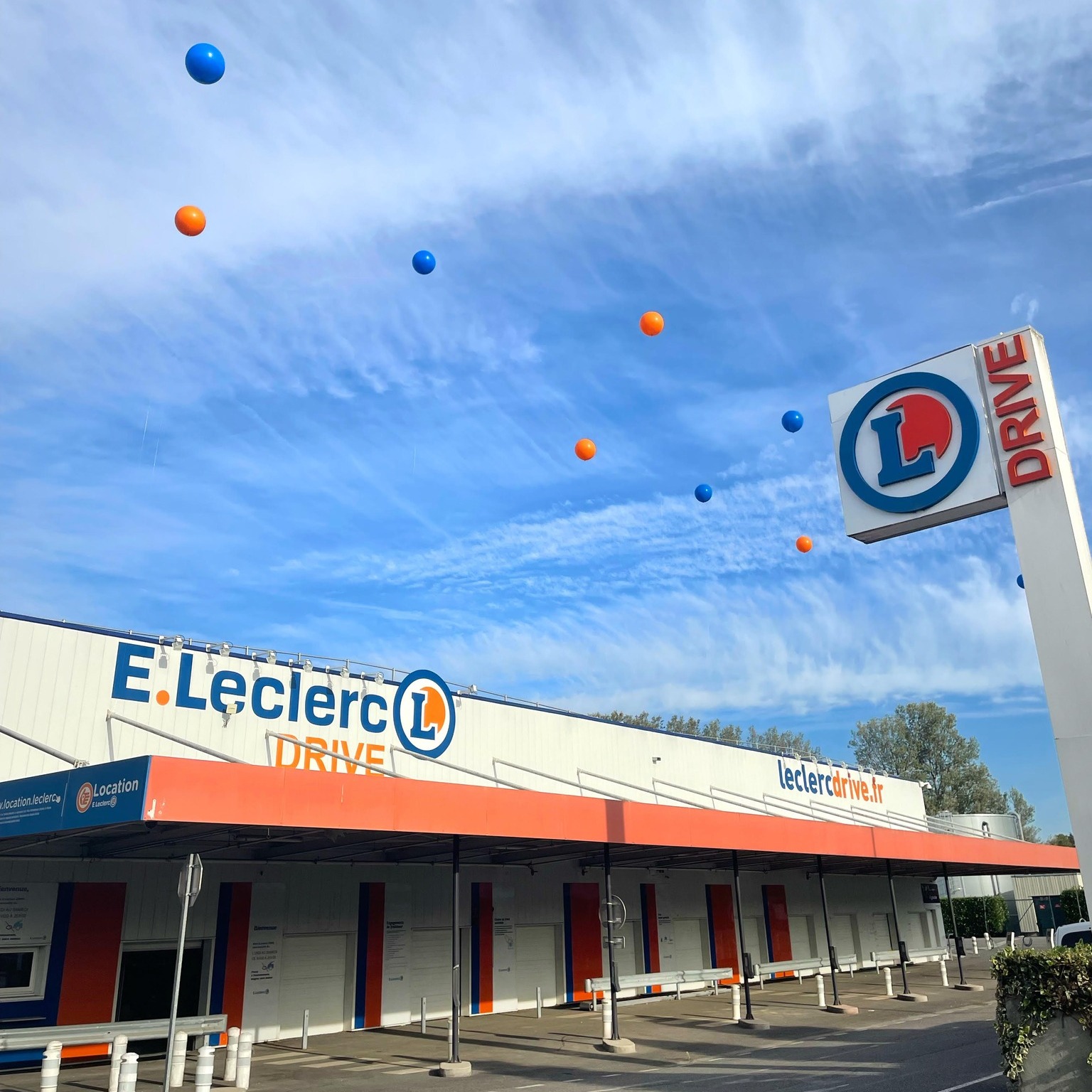 leclercdrive on Twitter "🎉 Une jolie photo de l'ouverture du Leclerc