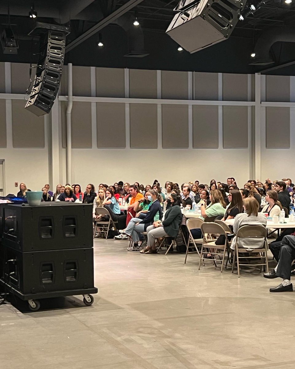 chadlhymas's tweet photo. #LibertyUniversity in Roanoke, Virginia! Loved spending time with your faculty, staff, and health professionals! 

#CollaborativeHealthPartners

#Travel #Speaker #27DayRoadTour #SpeakUp #SpeakOut #ShareYourVoice #BeYourBestSelf #SelflessService #ServeOtherPeople #BeADisciple https://t.co/NFY7ixhrpJ