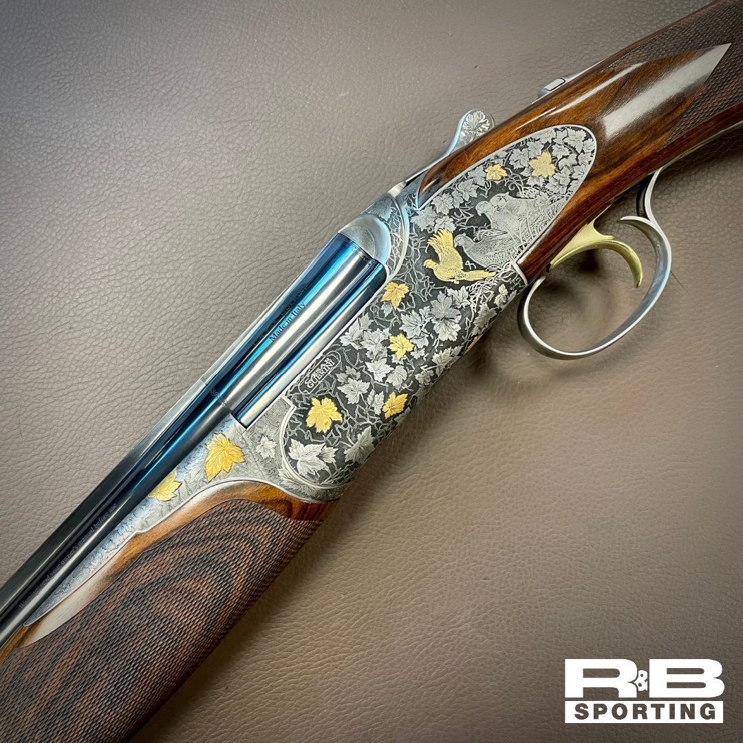 RB_Sporting's tweet photo. Weekend Wishlist 🤩

⭐️🍁 Caesar Guerini Revenant 🍁⭐️

⚡️ 20g

⚡️ 30"

⚡️ Multi-choked

⚡️ High performance steel proofed

⚡️ Solid top game rib &amp; auto-safe

#weekendwishlist #caesarguerini #caesarguerniuk #angloitalianarms #caesarguerinishotgun #caesar #20gauge #gameshooting https://t.co/MWCSQxZ4nB