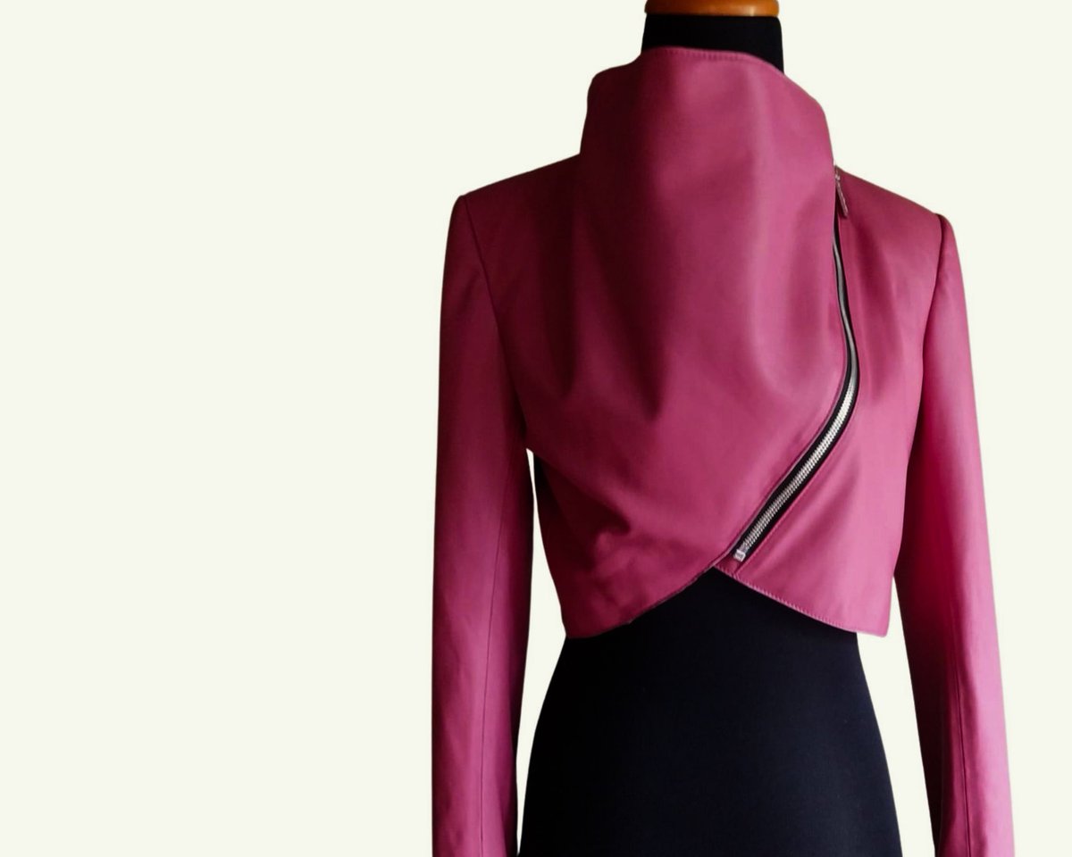 DaulayStore's tweet image. Personalized Boleros Jacket with Custom UV Printing etsy.me/3SOf7fa via @Etsy 
 #bolerosjacket
#leatherjacketwomen
#personalizedjacket
#fashionjacket
#womenjacket
#sequinjacket
#eveningjacket
#weddingjacket
#uvprinting
#bridesmaidgifts
#personalizedgifts
#birthdaygifts