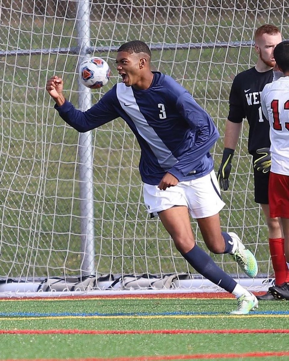 PSHbgMSoc's tweet photo. 3️⃣- Daryl Lucas 

Lucas will be earning his Bachelor of Science in Kinesiology. 

Congratulations 🎓

#Pshbgmsoc 
#raisethebar 
#PrideSpiritHonor https://t.co/V4YL3SxVyh