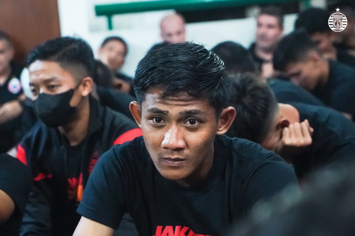 Persija_Jkt's tweet photo. Semoga doa dan niat baik ini tersampaikan dengan lapang kehadirat-Nya, amiin 🤲

#PrayForKanjuruhan #PersijaJakarta https://t.co/WMXQ2O19wX