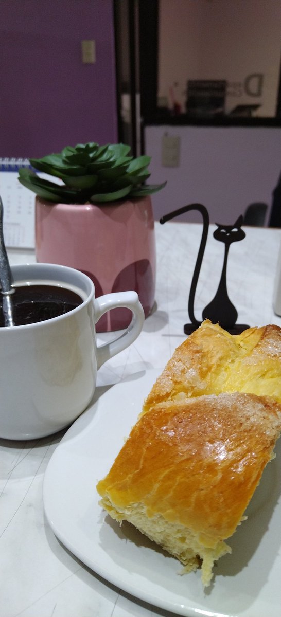 Estrellitanew's tweet photo. Ya hay café con pan #RicoPan el mejor de Poza Rica ✌️✌️✌️😄😄🎉 gustan?? https://t.co/ZN8VOikjpj