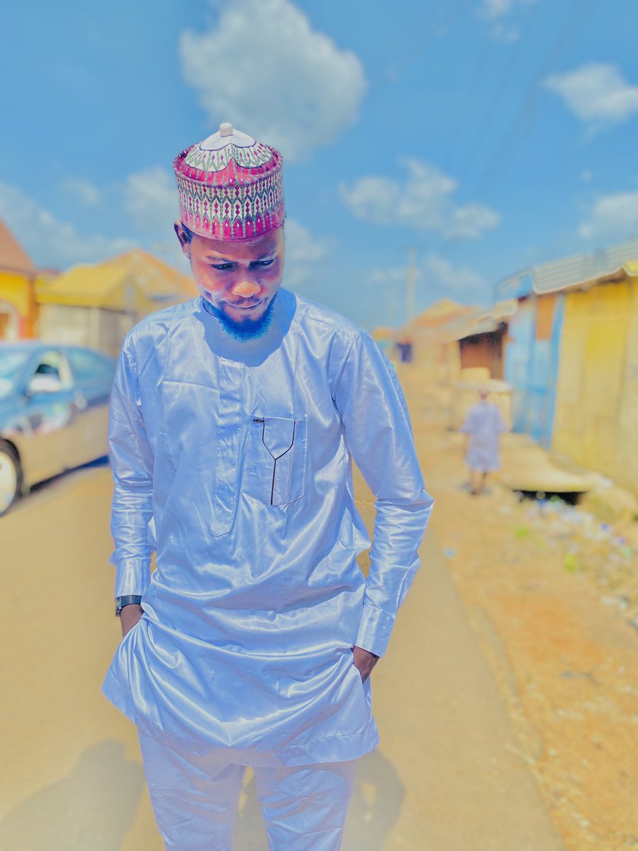 FreshrouN's tweet image. Jumuah!mubarq