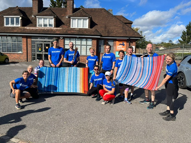 ECMWF's tweet photo. 🏃Stage 142 of the climate action @Climate_Relay completed!✅
We passed the torch to @RdgHydro for the next leg after 14km along the beautiful Kennet canal. The torch will arrive at #COP27 in Sharm El-Sheikh on 7 November. 
#RunningOutOfTime 
https://t.co/8n83cMtDYg https://t.co/oTEQ0Eeu8F