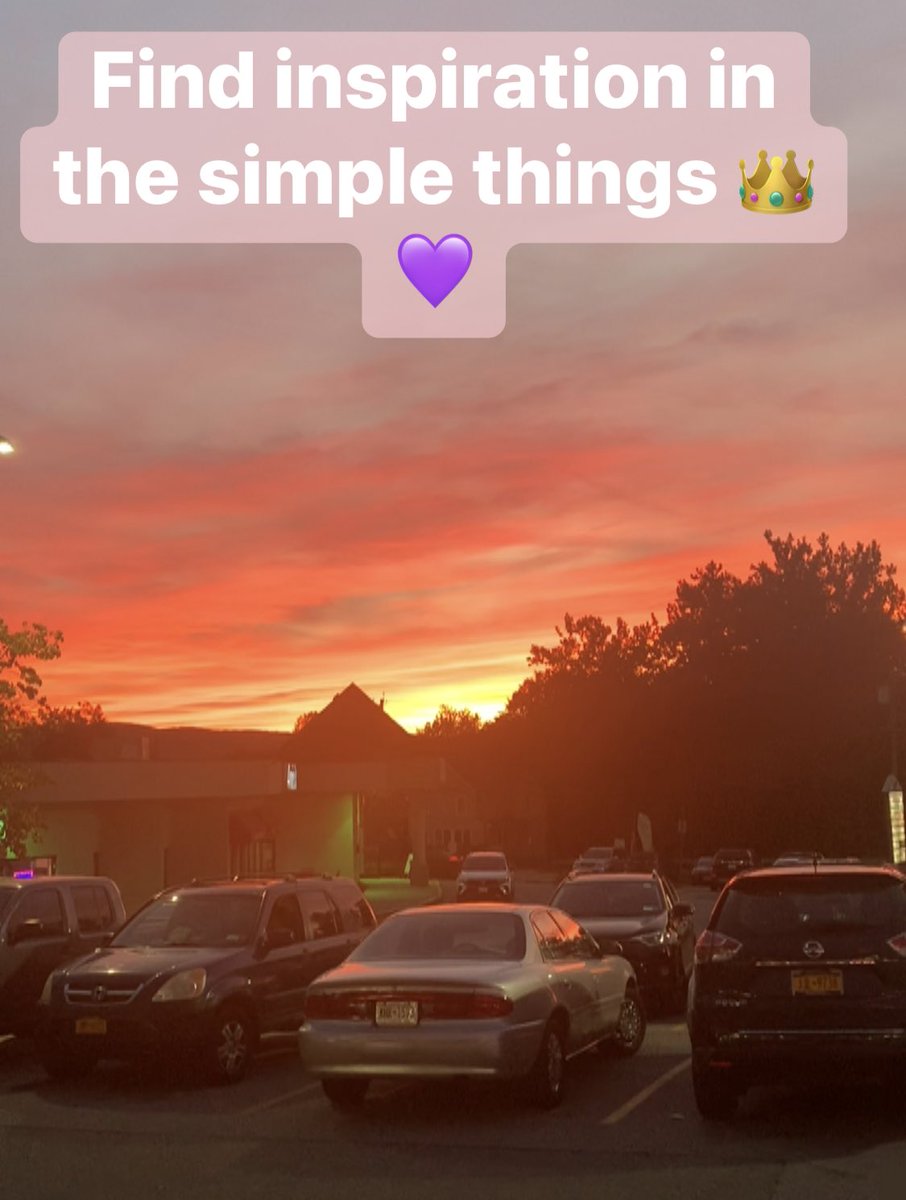 AthenaLucene's tweet photo. Happy Friday beautiful souls.☀️

Today is filled with love, peace, joy and harmony. #spirituallygifted 💜👑✨ https://t.co/RiEHGWyhFT