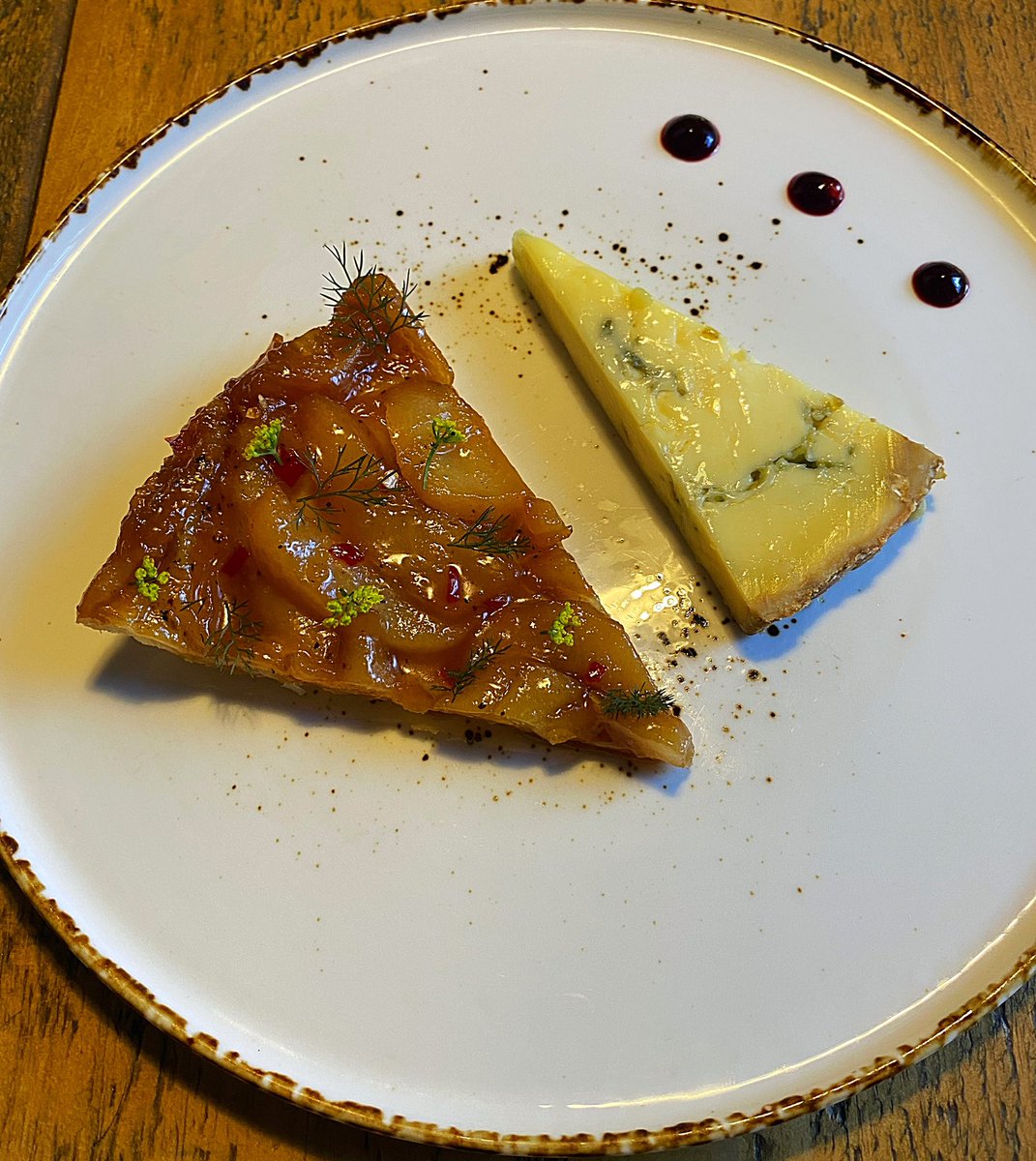 Local pear , chilli &amp; black pepper tart tatin with young buck &amp; fermented sloe. #castlebar #mayofood #thisisirishfood #seasonalfood #localfood #foragedfood #wildfood #tarttatin