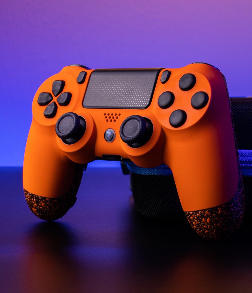 TempestFPS's tweet image. I’m doing a controller giveaway!

To enter: follow @TempestFPS and @BattleBeaver

And Like/RT this post!

Winner will be picked on the 10th!