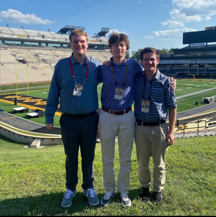 mujschool's tweet photo. .@MizzouFootball beat writers from @CoMissourian are taking over our IG for their trip to Florida to cover the game against the Gators. Follow @Kyle_Pinnell_  @thevandalorian @jacksoble56 on InstaStories at https://t.co/BCVRqSOxCo. #MissouriMethod #MizzouMade #SportsJournalism https://t.co/W3xgWo7iHr