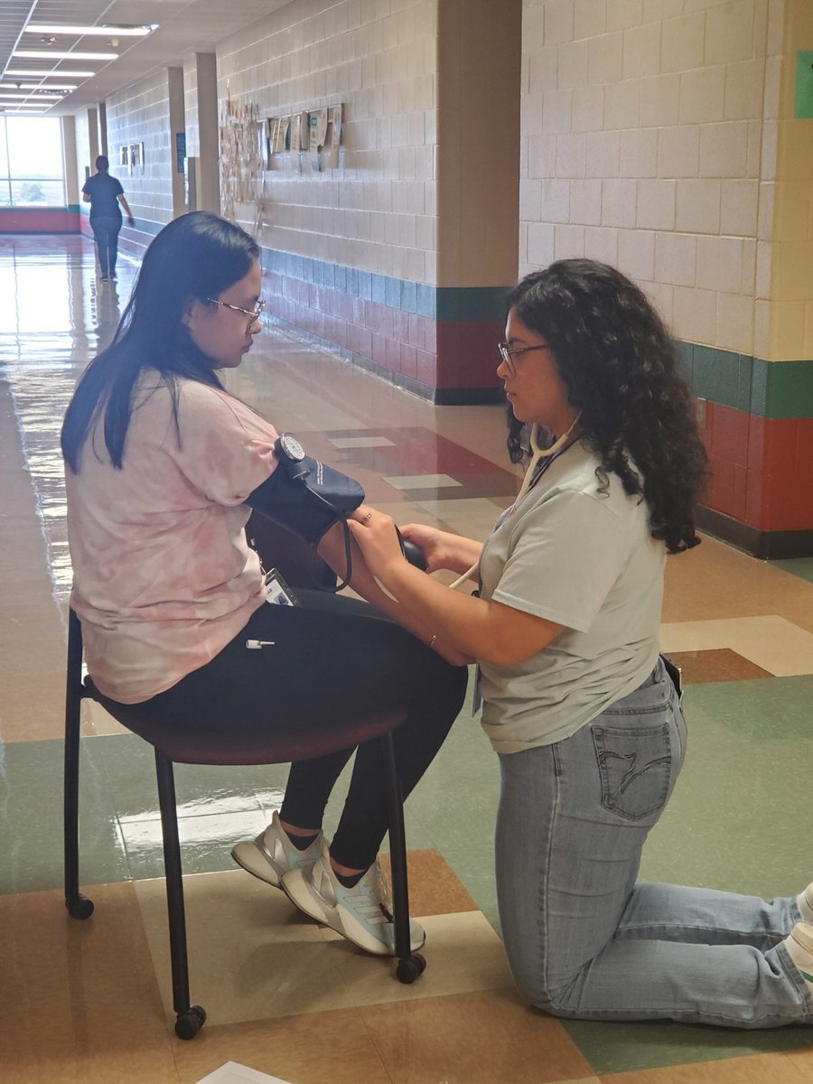 tanasholmes's tweet photo. Blood pressure check anyone? @WeAreGRHS @grhs_hosa @LamarCISDCTE @pinkpatterson https://t.co/QtruOxBvYc