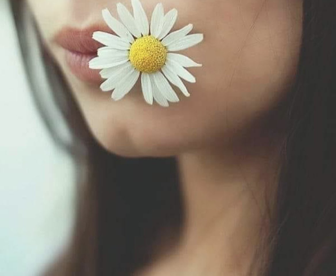 Каждая женщина это цветок