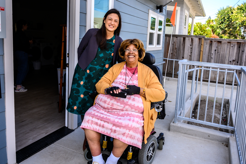 LISCBayArea's tweet photo. LISC aims to infuse innovation into the housing sectors by finding new ways to move money, fuel investment, &amp; spark prosperity. Join us on 10/21 @ 10am pst to explore Pathways to Tenant and Community Control: Financing Strategies for Community Land Trusts. https://t.co/ECCmwwhS5n https://t.co/Gwac8tgKCg
