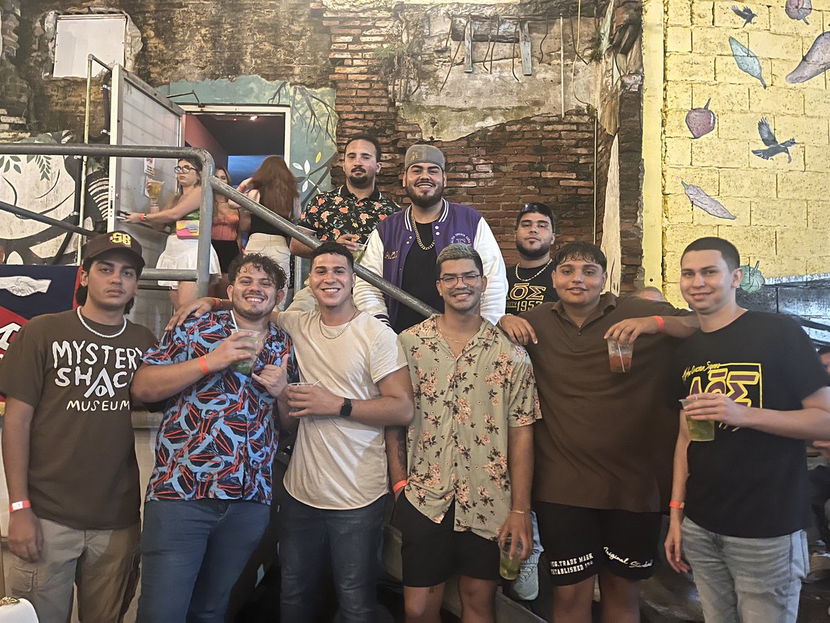 GammaAOE's tweet photo. En la noche de ayer, el Capítulo Gamma dijo presente en el “Mojito Night” del @SigmaBActivo. Agradecemos la invitación y les felicitamos por coordinar tan buena actividad.
#StriveForGamma https://t.co/ztASyfL0zq