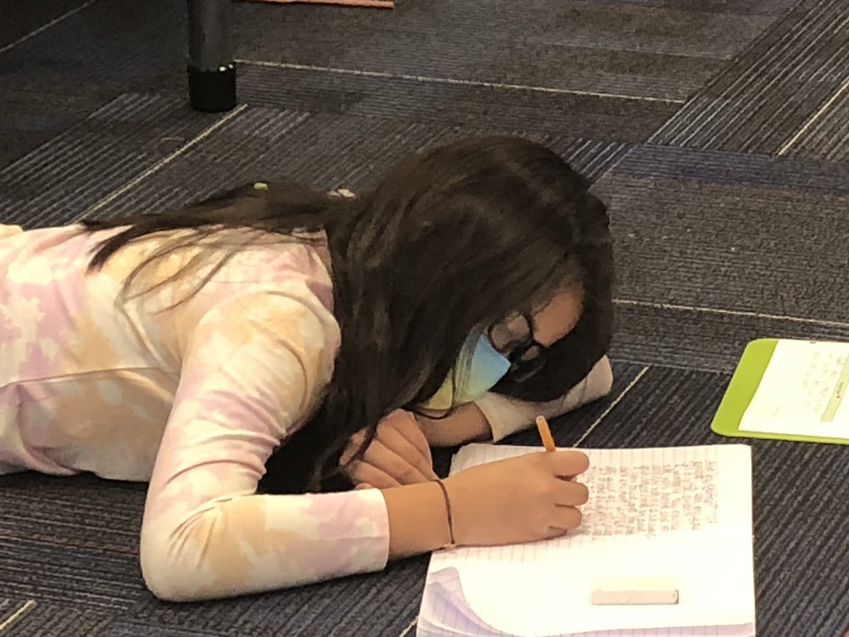 moore_uve's tweet photo. In writing 2day Ms. Johnson used a very creative “hook” 2 engage all learners. The ST’s then continued drafting their personal narratives. They focused on bringing in descriptive language &amp; I witnessed ST’s “showing” what they were seeing, feeling, hearing, smelling, or tasting. https://t.co/N9TQ2bMzSZ