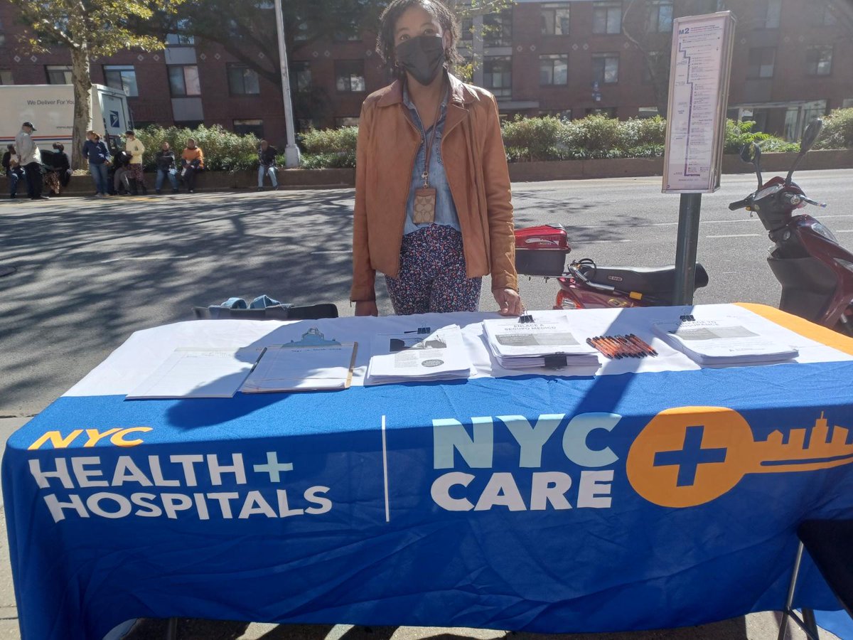 NYCHealthSystem's tweet photo. Earlier this month, #NYCCare CBO partner @threalliance_nyc joined @irishouseinc for a tabling event in Harlem to encourage all New Yorkers to make a primary care appointment with NYC Care. Access the care you deserve: https://t.co/GxuBmjNxlB
#NYCCareInAction
#SupportNotFear https://t.co/RTKwA7Fy4W