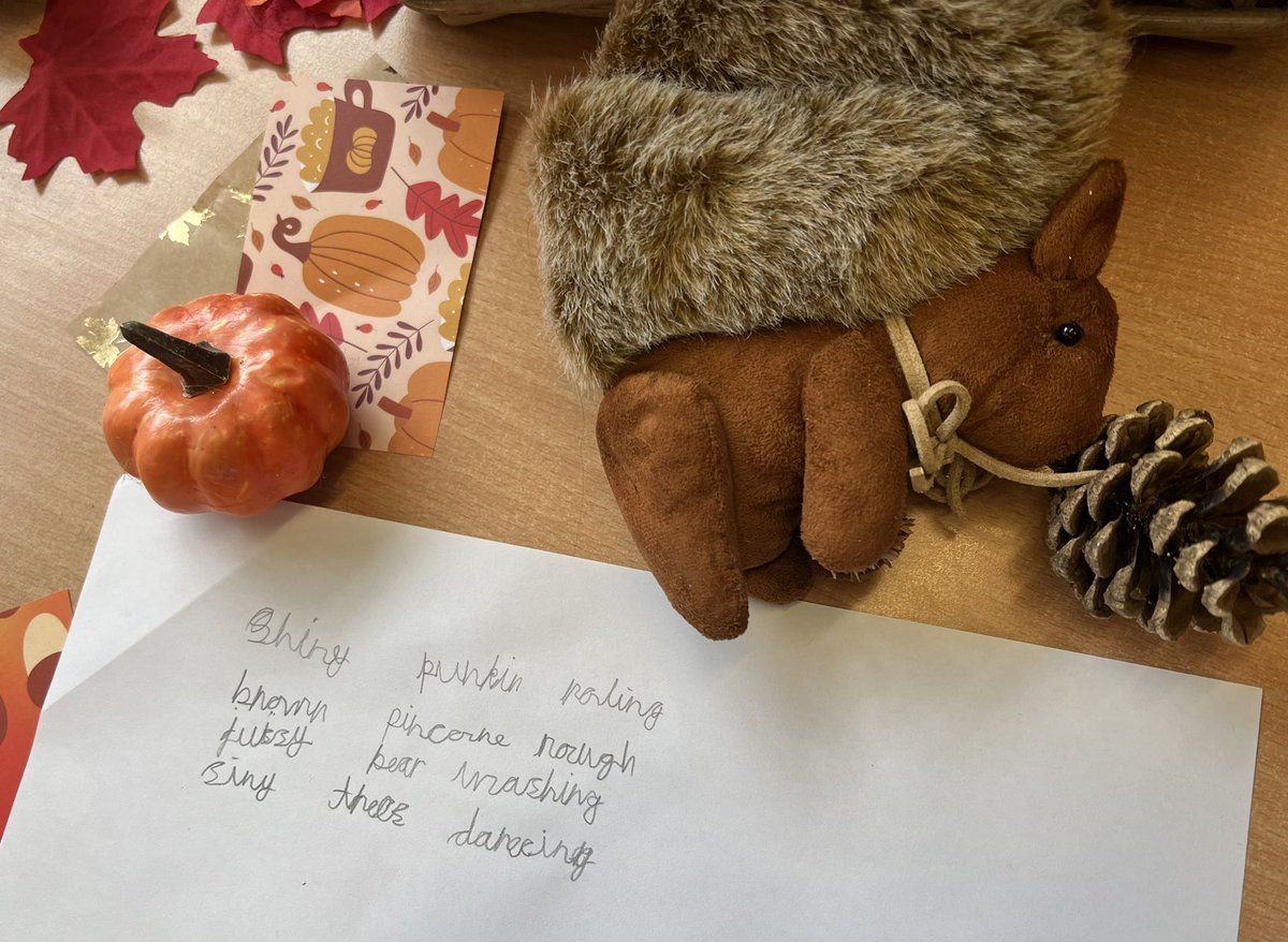 digglewrites's tweet photo. Had the most wonderful day with KS1 at Barnton Primary. How lovely to share #thelittlewonkypumpkin with you all; your autumn poetry blew me away! Thank you for having me 🎃🧡
#autumn #poetry #writing 

@BarntonMissCo @BarntonMissKM @BarntonMrHC @BarntonMrsF @BarntonMrsMace https://t.co/3CSsOzBrnn