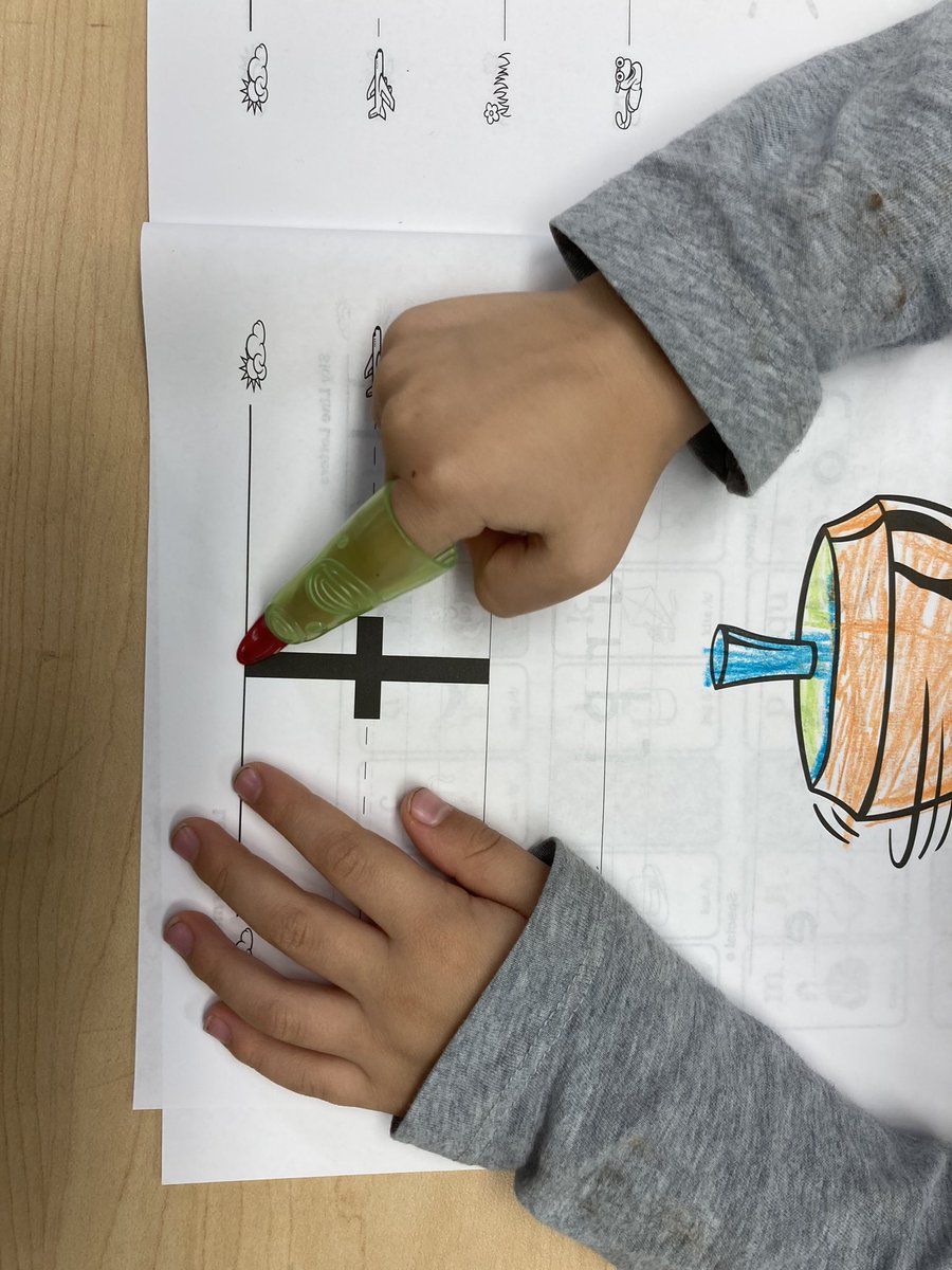 This K student came dressed perfectly for our first day of practicing letter formation with witch fingers. 🧙‍♀️🧙Tis the season! 👻🎃#LongfellowBears #D97