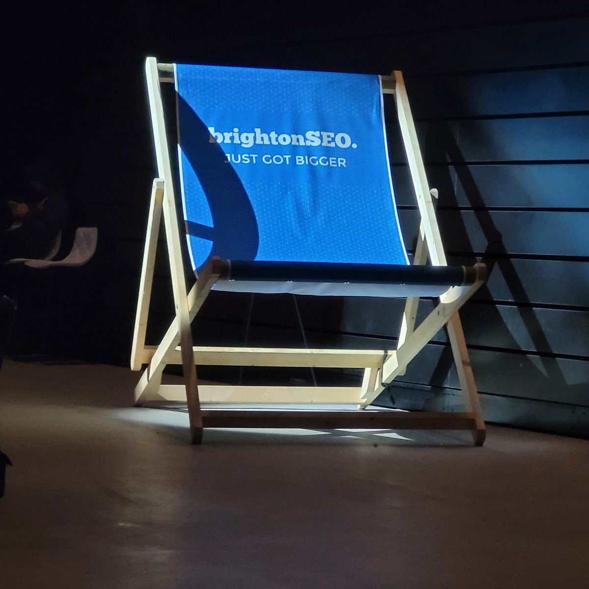 ImagePlus tweet media