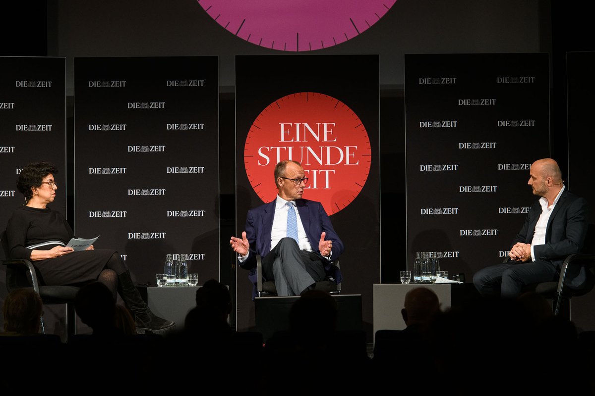 ZEIT Veranstaltungen (@zeitvst) on Twitter photo .<a href="/_FriedrichMerz/">Friedrich Merz</a> (<a href="/CDU/">CDU Deutschlands</a>) sprach am gestrigen Abend in der <a href="/UraniaBerlin/">Urania Berlin</a> bei "Eine Stunde ZEIT mit..." mit <a href="/MariamLau1/">Mariam Lau</a> und <a href="/RPletter/">Roman Pletter</a> (<a href="/DIEZEIT/">DIE ZEIT</a>) u.a. über Entlastungsmaßnahmen und den Umgang des Kanzlers mit der Opposition. Das ganze Gespräch findet Ihr hier: bit.ly/3CgJ9kD .<a href="/_FriedrichMerz/">Friedrich Merz</a> (<a href="/CDU/">CDU Deutschlands</a>) sprach am gestrigen Abend in der <a href="/UraniaBerlin/">Urania Berlin</a> bei "Eine Stunde ZEIT mit..." mit <a href="/MariamLau1/">Mariam Lau</a> und <a href="/RPletter/">Roman Pletter</a> (<a href="/DIEZEIT/">DIE ZEIT</a>) u.a. über Entlastungsmaßnahmen und den Umgang des Kanzlers mit der Opposition. Das ganze Gespräch findet Ihr hier: bit.ly/3CgJ9kD