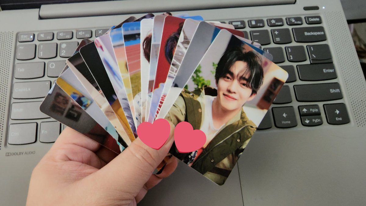 AichiTheLight2's tweet photo. Be the Sun in Manila FREEBIES!!! 💕💕💕

I'll post the freebies I have in this thread. 

- mbf, like, RT
- I'll be bringing freebies for both D2 &amp; D2.
- I'll announce where I'll be on the day. 
- Say Doahae ❤️~❤️ 😆  or the variation for your bias 
- must be wearing a mask!!! https://t.co/nUGYlS6yBP