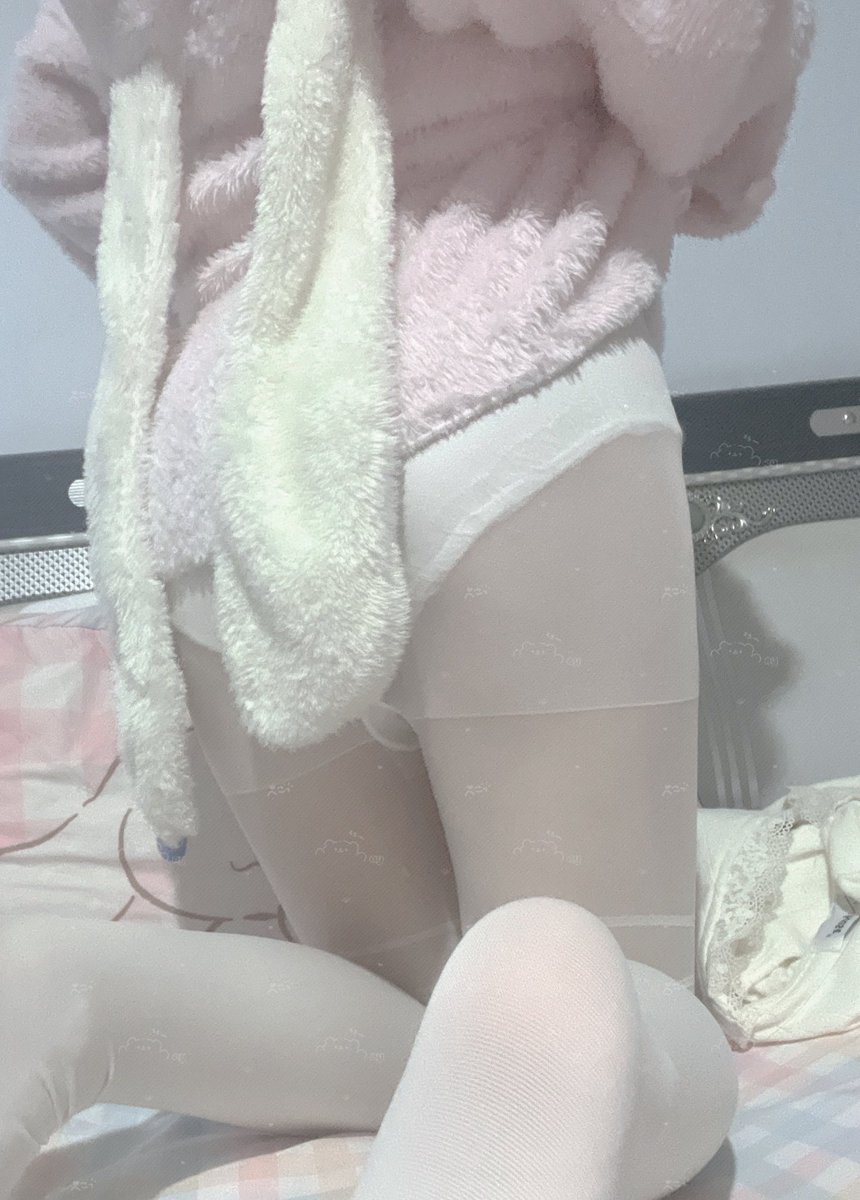 ey03251's tweet photo. 要冷死在这个秋天里 https://t.co/QOUAGG6syY