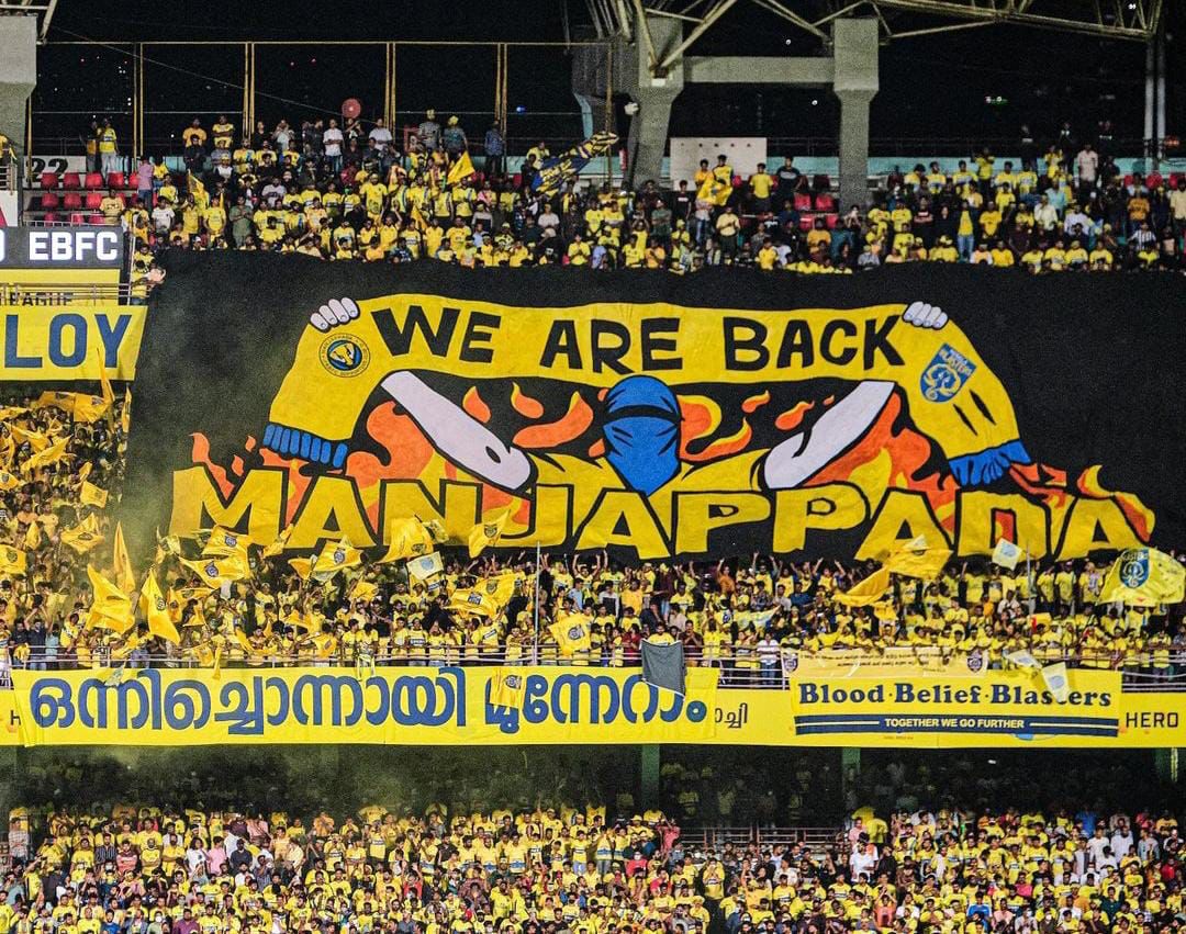 SabariNathRS2's tweet photo. #KeralaBlasters wins their First Match of #HeroISL 2022 against #EastBengal .
Score After Full Time is
#KBFC 3-1 #EastBengal

#AdrianLuna #Ivan shines 🤍
We will do it in this Year...
#Manjappada #EnnumYellow #LetsFootball https://t.co/0HGPtBn7we