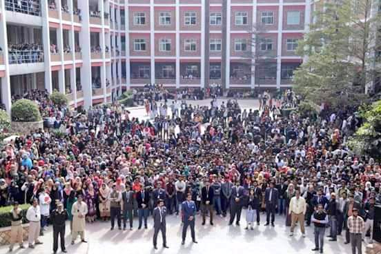 AGFanOff's tweet photo. Once upon a time the great Lt Gen Asif Ghafoor @peaceforchange in University of Lahore ♥️🇵🇰💕
یہی تو محبت خلوص اور عزت کا رشتہ ہے پاک فوج اور نوجوان نسل کا آپس میں❤️
نوجوانوں کی محبت کا انداز جنرل آصف غفور سے😍
#UOL #Lahore #ISPR #DGISPR #CorpsCommanderXII #Balochistan #Quetta https://t.co/Wc3QdkPxou