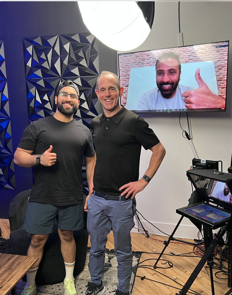 moizali's tweet photo. Just recorded a podcast with @rabois and @mrsharma.

Craziest parts:

- 70% of OpenStore Business Revenue is derived from FB Ads

- Historically, OpenStore has bought businesses for ~2X EBITDA

- Aim is purchasing 1 biz/week in Q4

- @rabois spends ~50% of his time on OpenStore https://t.co/fjTvA3R3eG