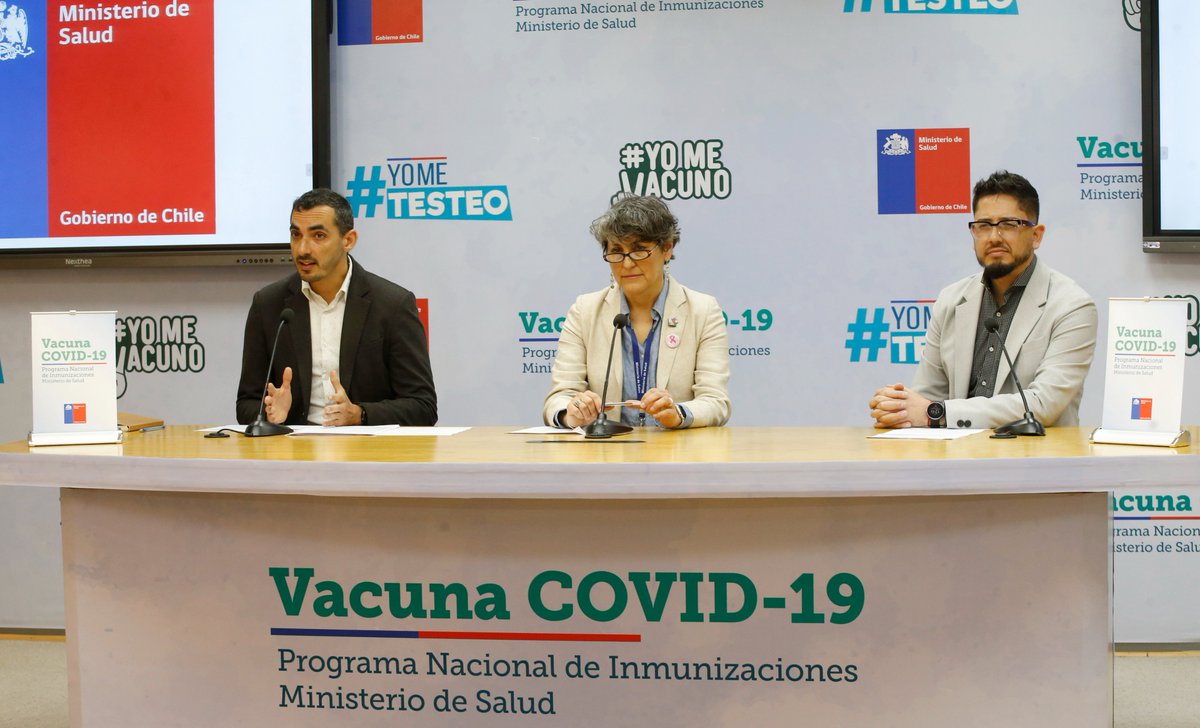CCuadradoN's tweet photo. 💉¡Buenas noticias! Es un orgullo anunciar junto a la ministra @ximenaguilera y el subsecretario @AraosFernando el 𝐢𝐧𝐢𝐜𝐢𝐨 𝐝𝐞 𝐥𝐚 𝐯𝐚𝐜𝐮𝐧𝐚𝐜𝐢𝐨́𝐧 𝐚𝐧𝐮𝐚𝐥 𝐂𝐎𝐕𝐈𝐃-𝟏𝟗 a partir de la próxima semana con la nueva 𝐯𝐚𝐜𝐮𝐧𝐚 𝐛𝐢𝐯𝐚𝐥𝐞𝐧𝐭𝐞🙌🏻 

🧵1/5 https://t.co/4BXYZ1G3qT