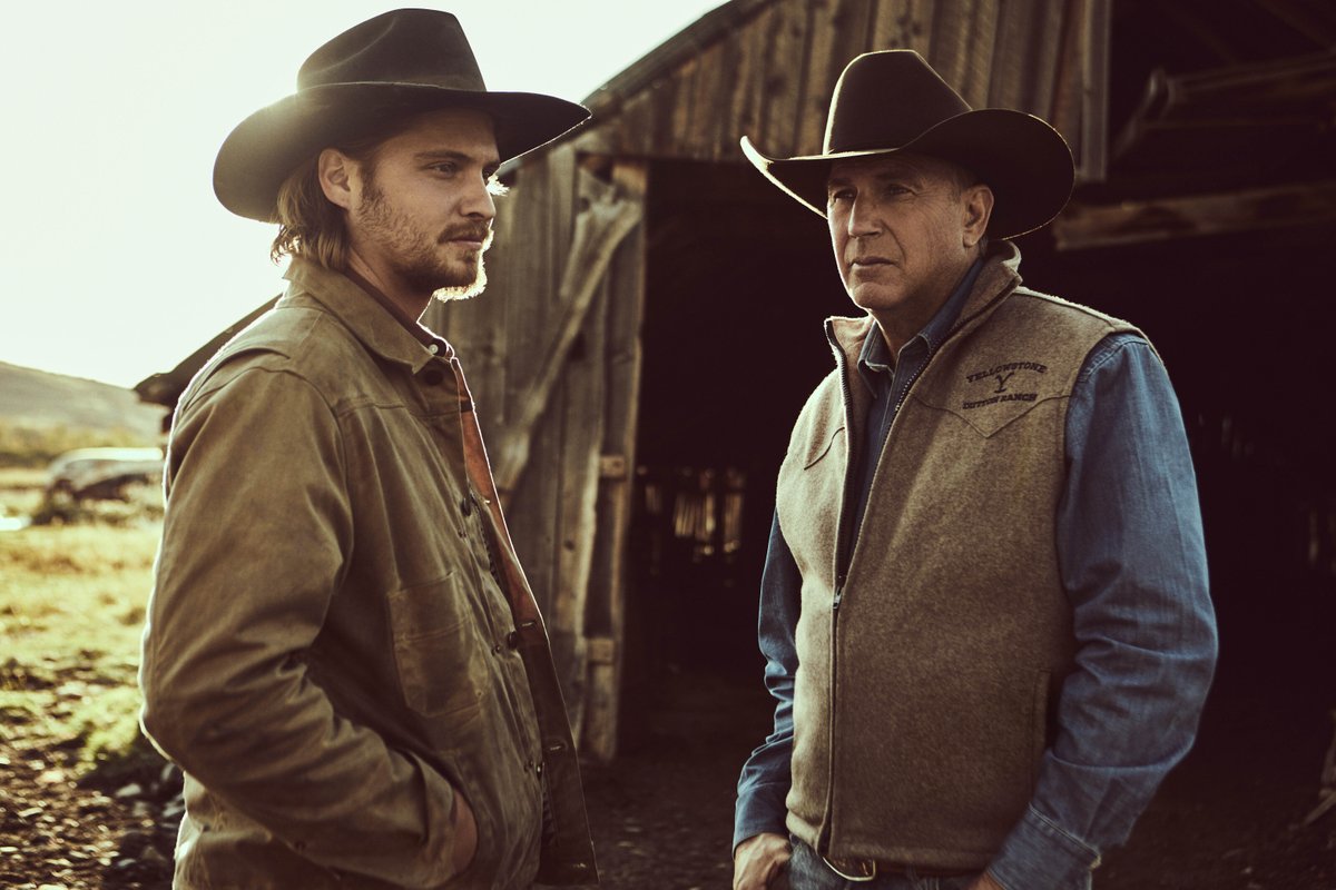 TerryTyler4's tweet photo. Lately I've been watching....📺🎥
My latest batch of mini TV/film reviews, with trailers and where-to-watch 👀
https://t.co/tYHpjwJVar
#Yellowstone #TheBoys #TheWalkIn #AnimalKingdom #AloneFrozen #Dahmer #Moonhaven and more....
#MondayBlogs https://t.co/Gi7UG9tAsz