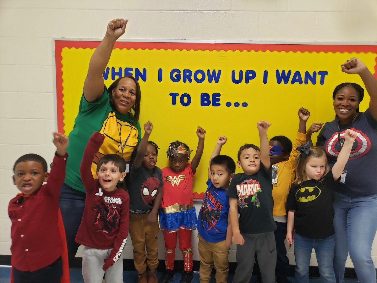 MtCarmelES_HCS's tweet photo. Day 4 of #GaPreKWeek was Superhero day, making the Perfect Peach milkshake and learning about the parts of the peach! @iammrsbolds
@HenryCountyBOE @KrystalLRichter @cmjonesx2 @Mr_Bsclass @ShandraSupports
#ExpectEarlyLearningHCS #MustangsRock https://t.co/5PbJyALKAt