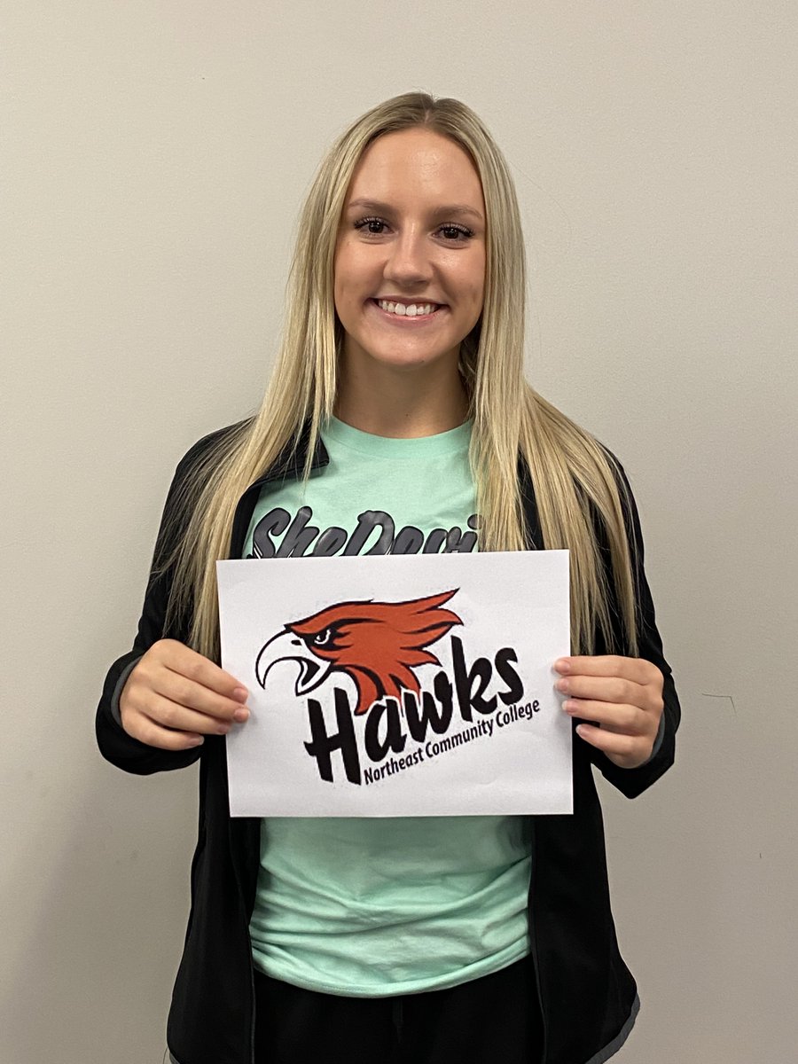 lrknutson3's tweet photo. It's #Apply2College Day 
@WayneSchools. These seniors are going places! 
@EducationQuest https://t.co/XchL49sLbV