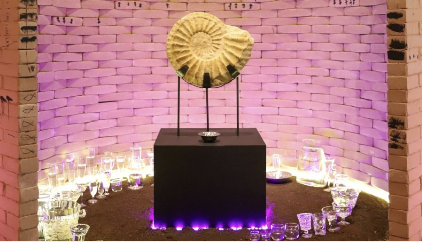 .<a href="/UT_VAC/">Visual Arts Center</a> is holding two new exhibitions as of Sept. 23: “El Otro Lado,” a dive into the experiences of four Mexican American families, and “Learning Tuscany: Summer Pilgrims,” a collection of photos by 20 students who studied abroad in Tuscany.

bit.ly/3CkC6Y2