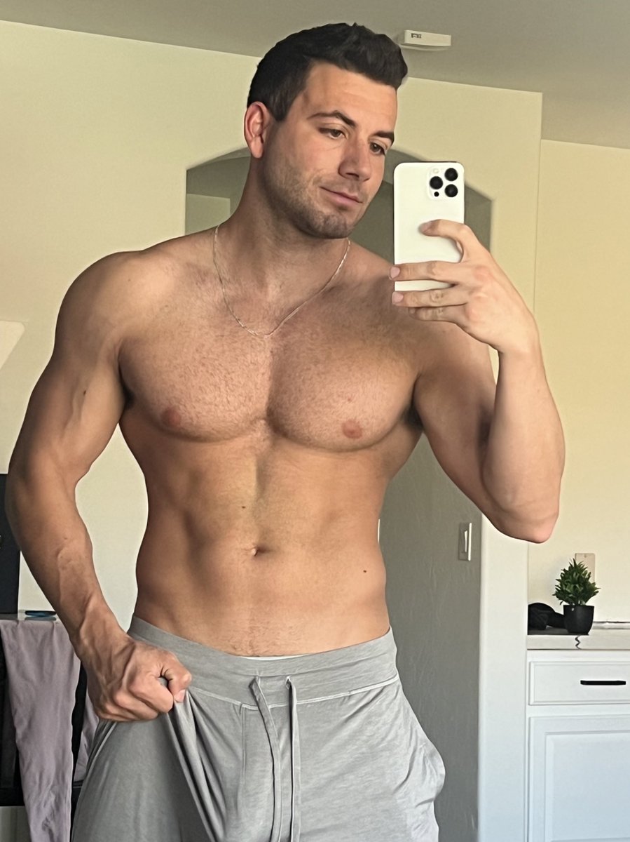 Wanna be my new gym buddy?