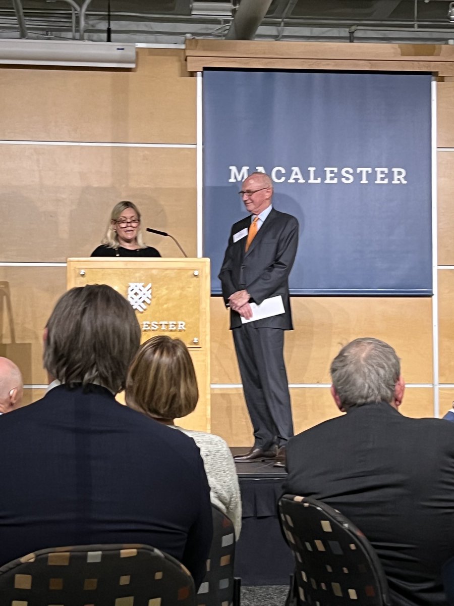 Amplify_SB's tweet photo. Grateful to spend last night with so many loved ones as my dad, Mark Vander Ploeg, was honored for lifetime service to his alma mater, ⁦@Macalester⁩. The evening was a tribute to teaching, learning and community, and reminded me what a privilege it is to serve others! https://t.co/MQALEWOHXX