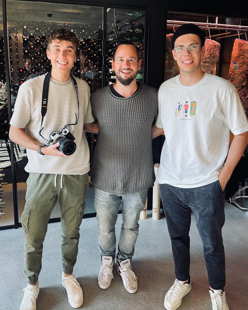 Drehtag vo Varonier z‘Gascht bim trauffer_official // interlaken // renatojulier ☀️ Ab 19.10. uf kanal9 📺 Än tolle Start ins Weekend mit spannundu Persönlichkeitä! 💥